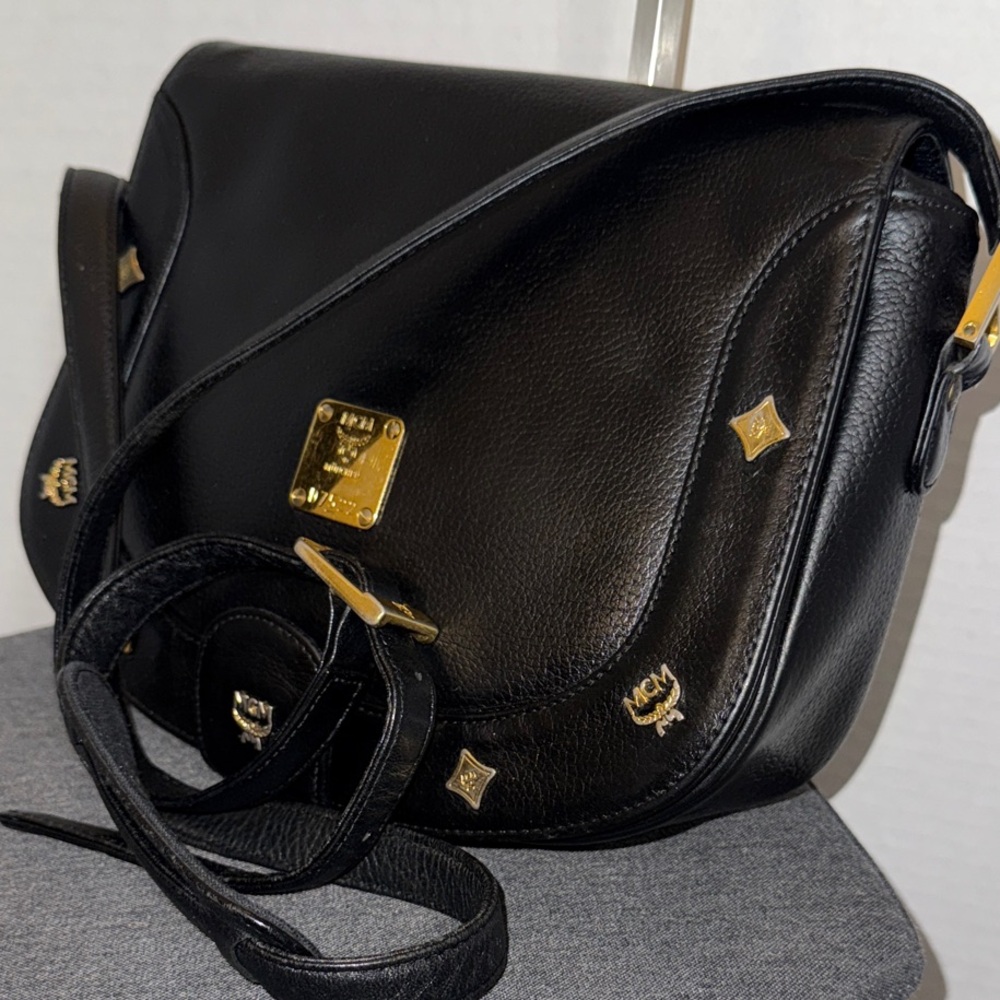MCM Vintage Black Leather Crossbody Shoulder Bag - Picture 15 of 15